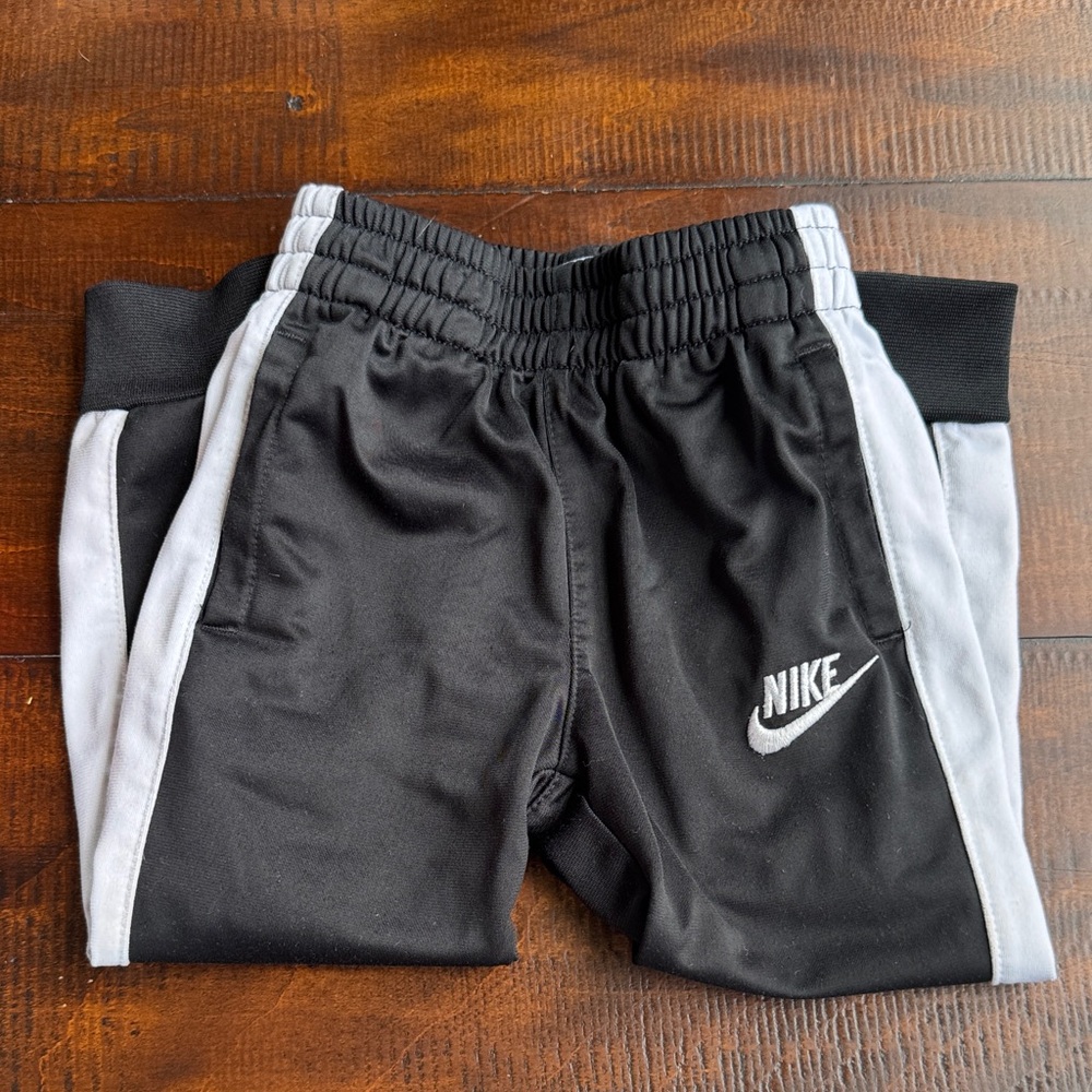 Nike Kids Black and White pants